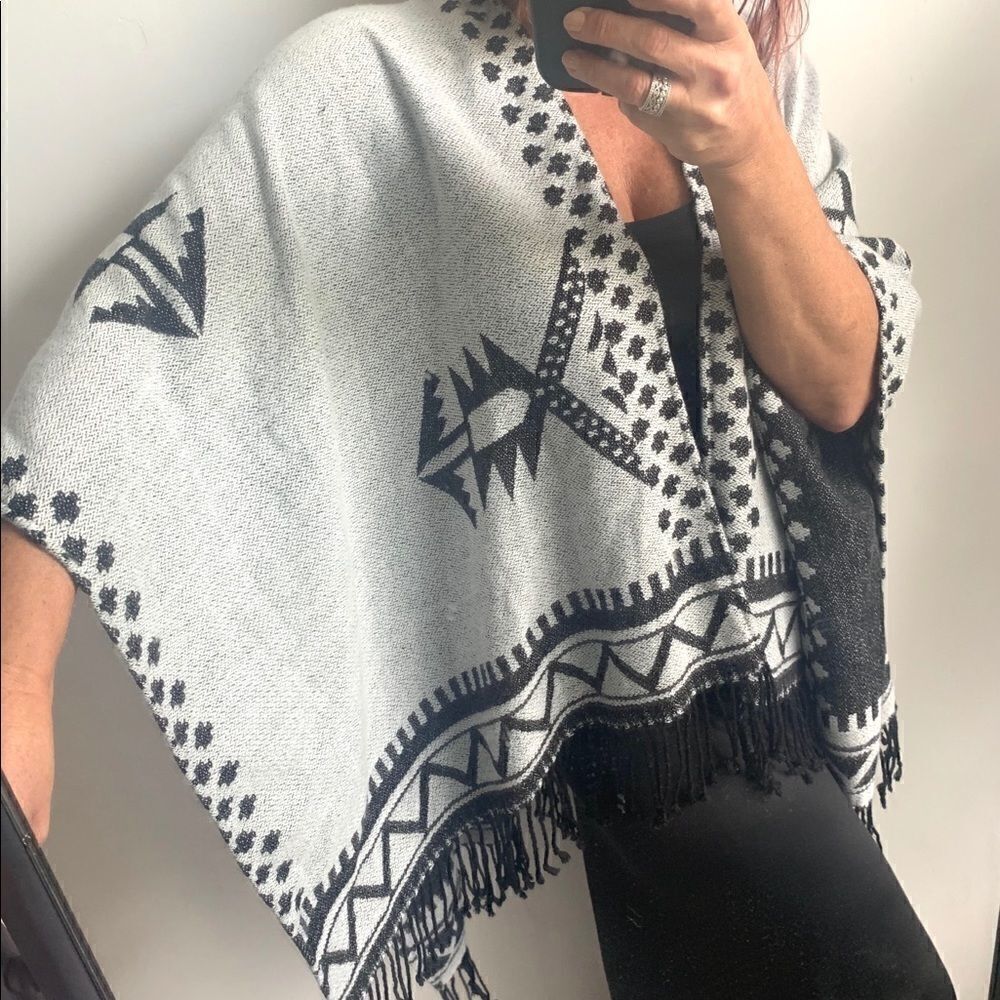 Boho Aztec Fringe Reversible Wrap Shawl - Picture 8 of 8